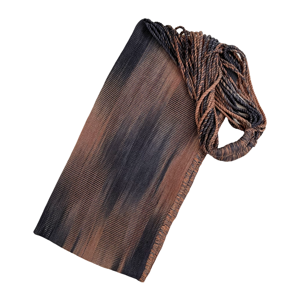 Handgewebte Schultertasche – Natürlich gefärbt & einzigartig