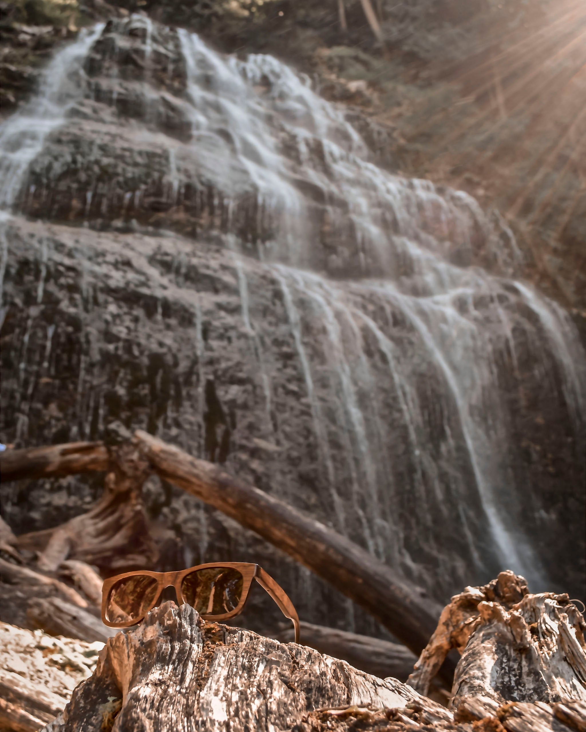 Bambus-Sonnenbrille – Classic Square (Woodsy Edition)