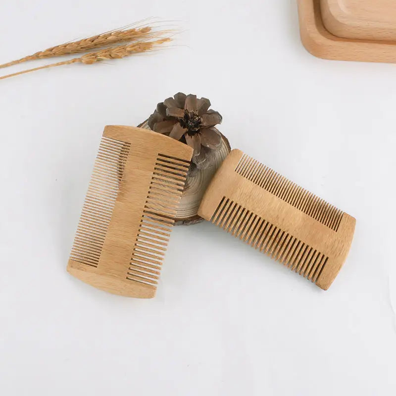 Bartkamm aus Holz – fein gezahnt plastikfrei & reisefreundlich - Beard comb