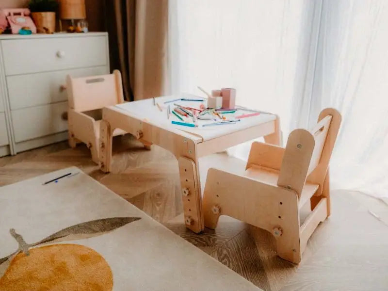 Montessori Tisch & Stuhl Set - Mitwachsendes Möbelset - Kids furniture