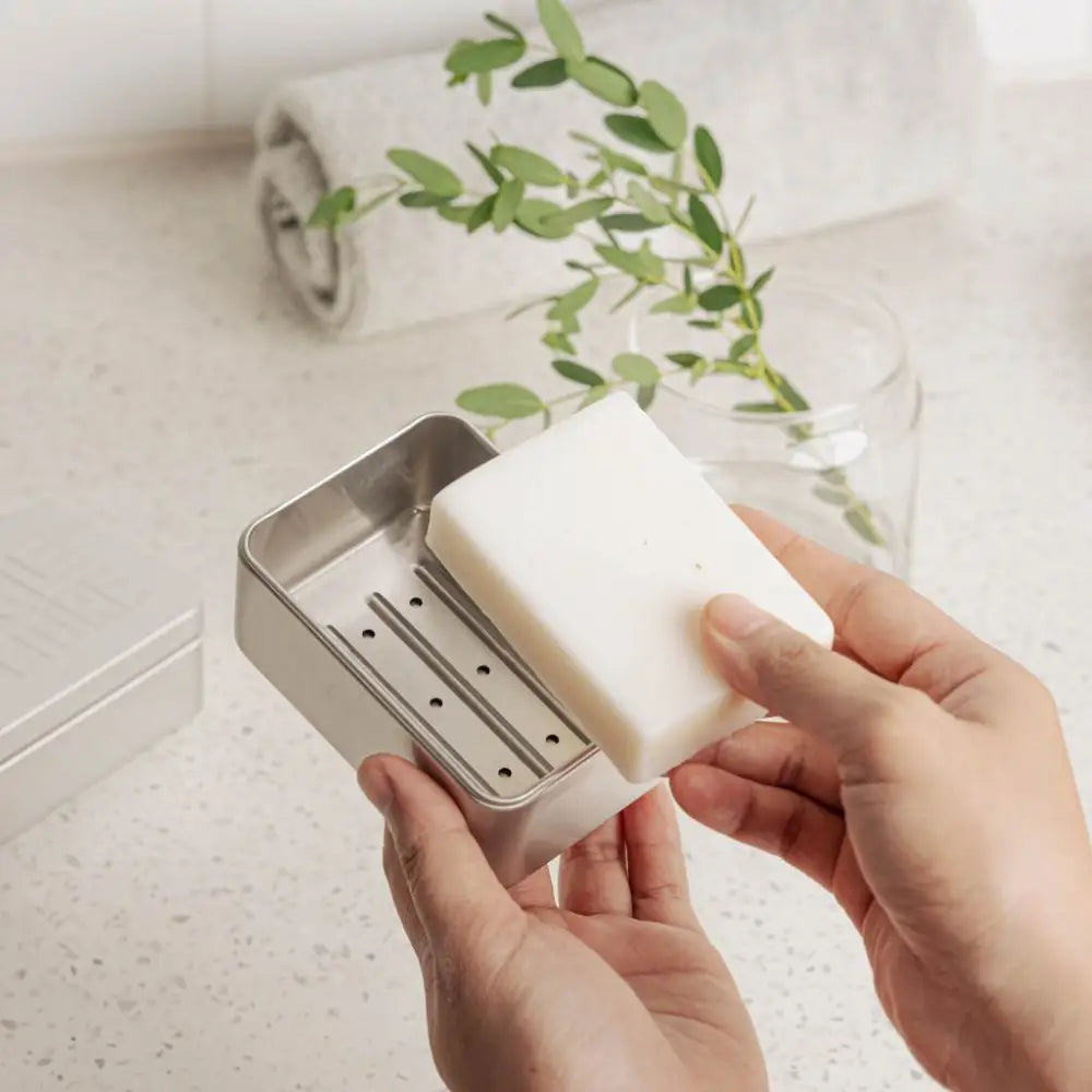 Reise-Seifendose aus Metall mit Abtropfschale – plastikfrei & langlebig - Soap tins