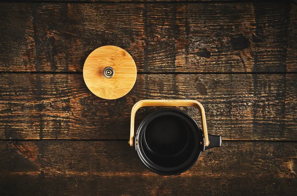 Schwarze Keramik-Teekanne - B.TEALY Elements