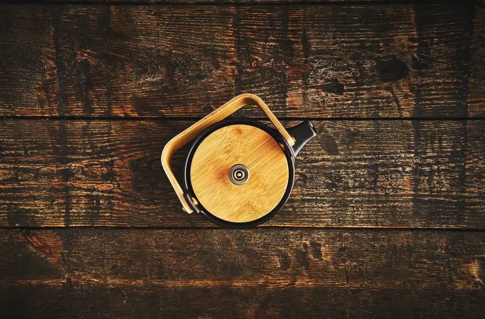 Schwarze Keramik-Teekanne - B.TEALY Elements